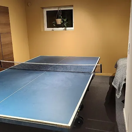 Splitter Ny I Sokkel Pa Enebolig