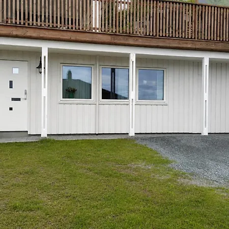 Splitter Ny I Sokkel Pa Enebolig Apartment