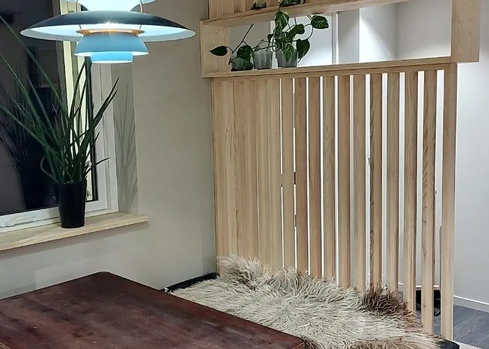 Splitter Ny I Sokkel Pa Enebolig Apartman Vikhammer